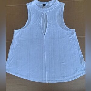 We The Free Keyhole Swing Tank in Size Large